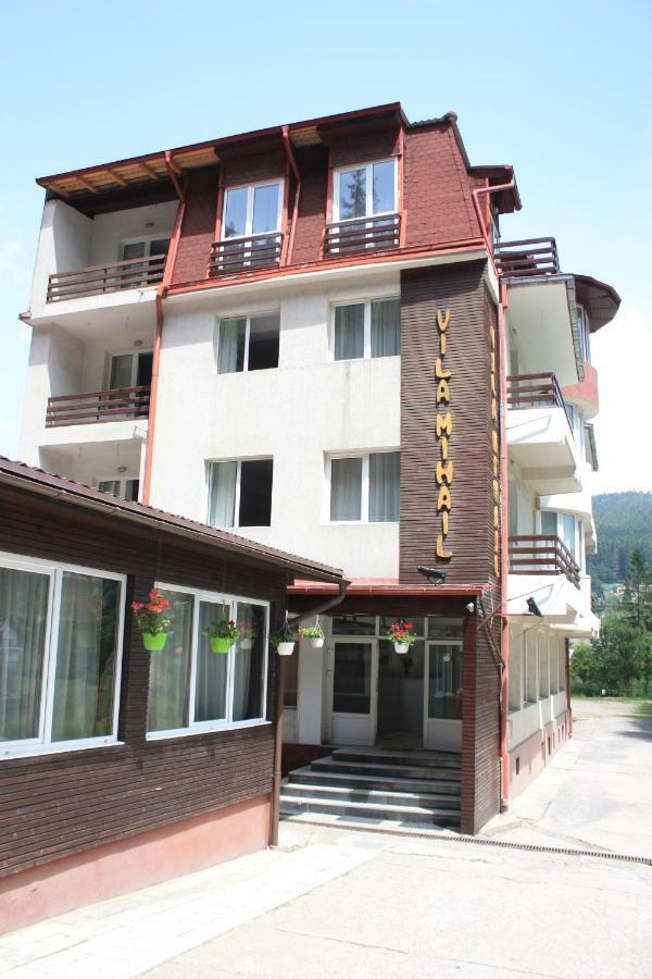 Vila Mihail Hotel Buşteni Exterior foto